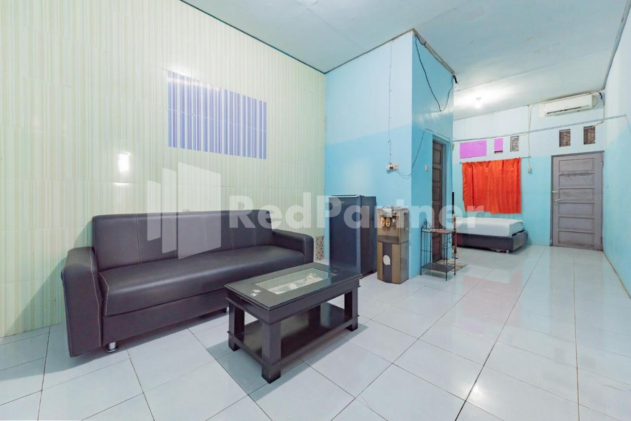 Ana Guest House Syariah Mitra Reddoorz Banjarbaru Kültér fotó